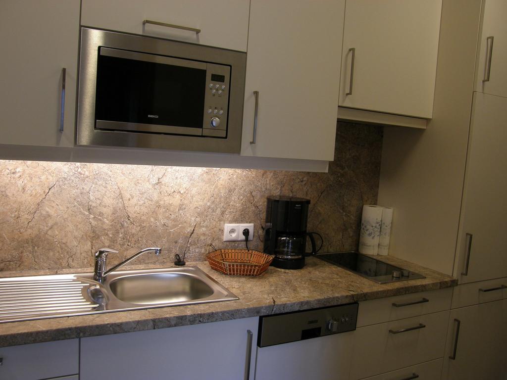 Apartments Karlhof Ίνσμπρουκ Δωμάτιο φωτογραφία