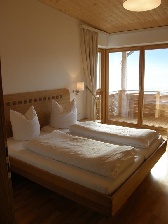 Apartments Karlhof Ίνσμπρουκ Δωμάτιο φωτογραφία